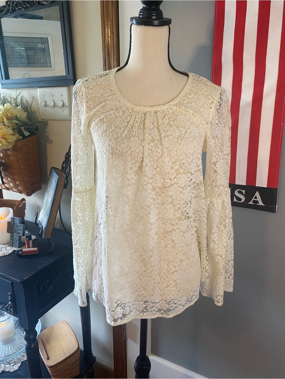Mossimo Supply Co. Ivory Lace Long-Sleeve Blouse